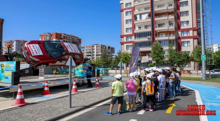 Öğrencilere Trafik Eğitimi