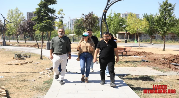 Eş Başkan Dündar Parklardaki Çalışmaların Hızlandırılmasını İstedi
