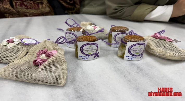 Kadın Emeği Çarşısı’nda Alternatif Üretim Modelleri