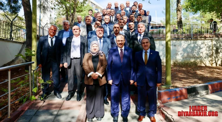 Siirt Valisi Muhtarları Makamında Ağırladı