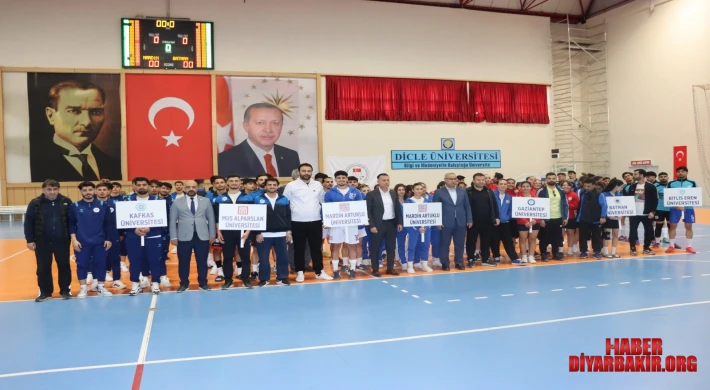 Salon Futbolu Bölgesel Lig Heyecanı Dicle Üniversitesinde Başladı