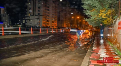 DİSKİ'den Sağanak Yağış Mesaisi