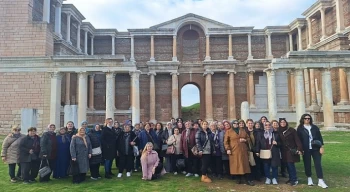 Manisalı Kadınlar Salihli İlçesindeki Güzellikleri Keşfetti