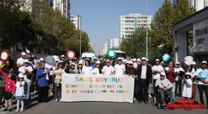 Engelliler Eşit Erişilebilir Bir Yaşam Ve Barış İçin Yürüdüler