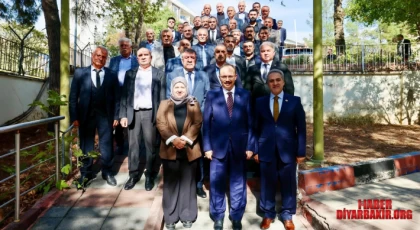 Siirt Valisi Muhtarları Makamında Ağırladı